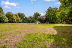 Photo 21- click for photo gallery